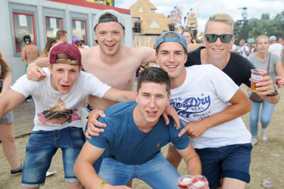 Summerfestival 2015 @ Middenvijver Zondag - deel 1, foto 74, foto's door Dimitri Vanlommel - FrontView Magazine