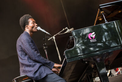 Benjamin Clementine @ Les Ardentes 2015, picture 4, photographed by Dorien Goetschalckx - FrontView Magazine