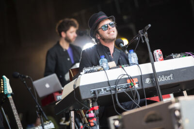 Gaz Coombes @ Les Ardentes 2015, picture 4, photographed by Dorien Goetschalckx - FrontView Magazine
