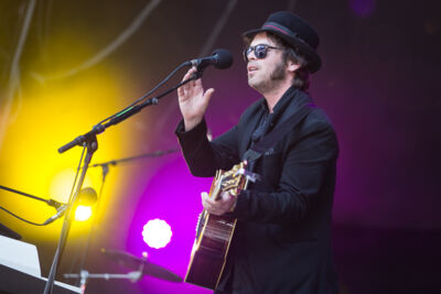 Gaz Coombes @ Les Ardentes 2015, picture 8, photographed by Dorien Goetschalckx - FrontView Magazine