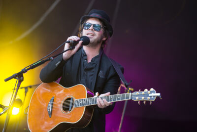 Gaz Coombes @ Les Ardentes 2015, picture 9, photographed by Dorien Goetschalckx - FrontView Magazine