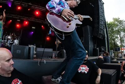Lisa and The Lips @ Sjock Rock 2015, foto 15, foto's door Edwin Houdevelt - FrontView Magazine