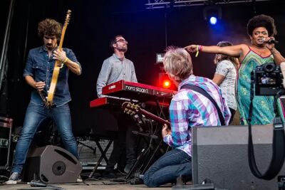 Lisa and The Lips @ Sjock Rock 2015, foto 19, foto's door Edwin Houdevelt - FrontView Magazine