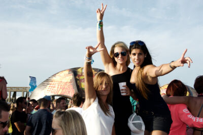 Beachland 2015 @ Bevrijdingsplein Blankenberge, picture 77, photographed by Bart Baevegems - FrontView Magazine