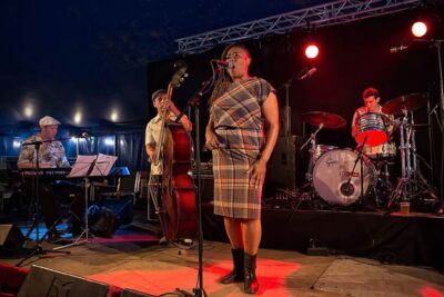 Jai Malano and the Rhythm Dudes @ Sjock Rock 2015, foto 15, foto's door Edwin Houdevelt - FrontView Magazine