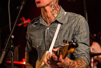 Pat Capocci @ Sjock Rock 2015, foto 10, foto's door Edwin Houdevelt - FrontView Magazine