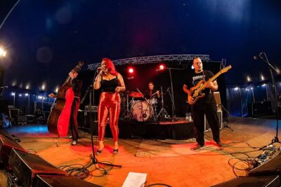 The Rhythm Shakers @ Sjock Rock 2015, foto 7, foto's door Edwin Houdevelt - FrontView Magazine