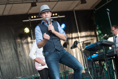 Wim Leys - Vlaanderen Zingt @ Grote Markt Mechelen, foto 7, foto's door Dimitri Vanlommel - FrontView Magazine