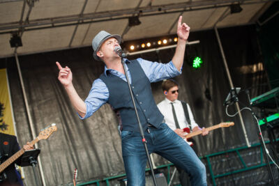 Wim Leys - Vlaanderen Zingt @ Grote Markt Mechelen, foto 13, foto's door Dimitri Vanlommel - FrontView Magazine