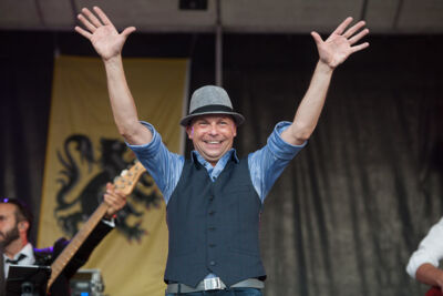 Wim Leys - Vlaanderen Zingt @ Grote Markt Mechelen, foto 25, foto's door Dimitri Vanlommel - FrontView Magazine