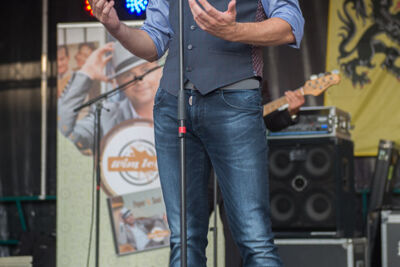 Wim Leys - Vlaanderen Zingt @ Grote Markt Mechelen, foto 29, foto's door Dimitri Vanlommel - FrontView Magazine