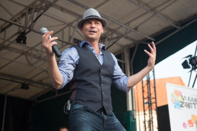 Wim Leys - Vlaanderen Zingt @ Grote Markt Mechelen, foto 43, foto's door Dimitri Vanlommel - FrontView Magazine