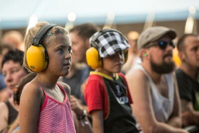 Sfeer en publiek @ Sjock Rock 2015, foto 8, foto's door Edwin Houdevelt - FrontView Magazine