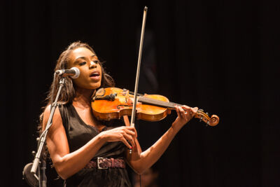 Laura Mvula @ Gent Jazz 2015, picture 5, photographed by Jan van Hecke - FrontView Magazine