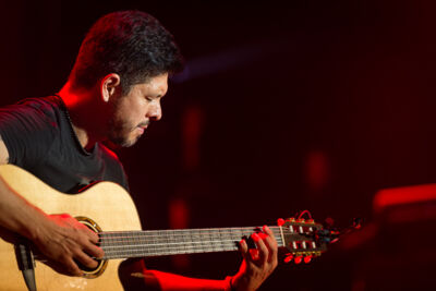 Rodrigo y Gabriela @ Gent Jazz 2015, picture 11, photographed by Jan van Hecke - FrontView Magazine