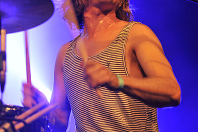 Blood Red Shoes @ Rock Herk dag 1, foto 1, foto's door Bart Scholliers - FrontView Magazine