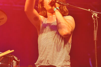 Blood Red Shoes @ Rock Herk dag 1, foto 4, foto's door Bart Scholliers - FrontView Magazine
