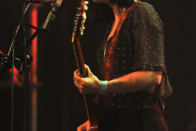 Blood Red Shoes @ Rock Herk dag 1, foto 10, foto's door Bart Scholliers - FrontView Magazine