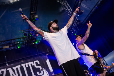 Deez Nuts @ Dour 2015, foto 6, foto's door Dorien Goetschalckx - FrontView Magazine