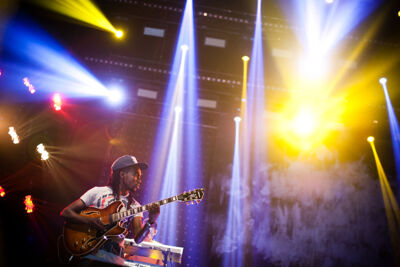 Nneka @ Dour 2015, picture 8, photographed by Magali Decamps - FrontView Magazine