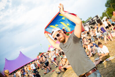 Sfeer @ Dour 2015, foto 13, foto's door Dorien Goetschalckx - FrontView Magazine
