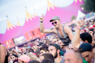 Sfeer @ Dour 2015, foto 41, foto's door Dorien Goetschalckx - FrontView Magazine