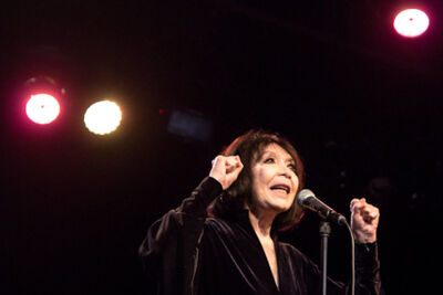 juliette Gréco @ OLT Rivierenhof, picture 4, photographed by Walter Grimm - FrontView Magazine