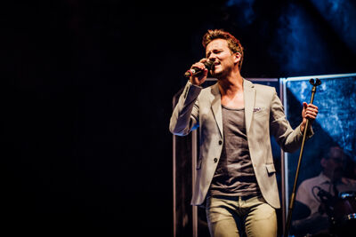 Yannick Bovy @ Gentse Feesten 2015, picture 12, photographed by Elke Briers - FrontView Magazine