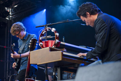 Douglas Firs @ M-idzomer Leuven dag 1, picture 10, photographed by Bart Scholliers - FrontView Magazine