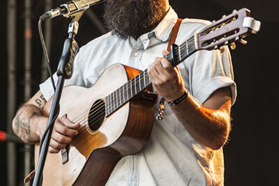 William Fitzsimmons @ M-idzomer Leuven dag 3, foto 7, foto's door Bart Scholliers - FrontView Magazine