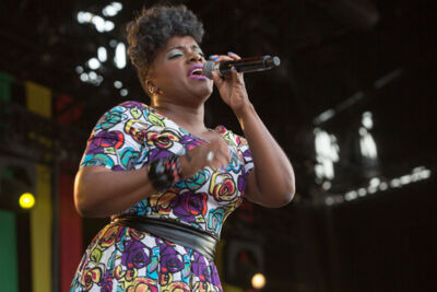 Etana @ Reggae Geel, picture 19, photographed by Stef Dierckx - FrontView Magazine