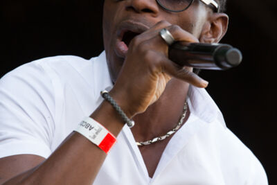 Lukie D @ Reggae Geel, picture 4, photographed by Stef Dierckx - FrontView Magazine