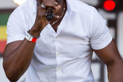 Lukie D @ Reggae Geel, picture 8, photographed by Stef Dierckx - FrontView Magazine