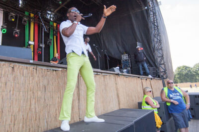Lukie D @ Reggae Geel, picture 17, photographed by Stef Dierckx - FrontView Magazine