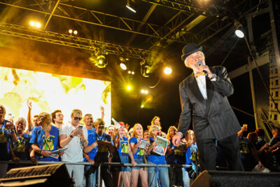 Vader Abraham @ Antwerpen Zingt 2015, picture 6, photographed by James Van Roosbroeck - FrontView Magazine