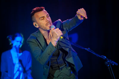 Asaf Avidan @ dranouter2015, foto 21, foto's door Devid Camerlynck - FrontView Magazine