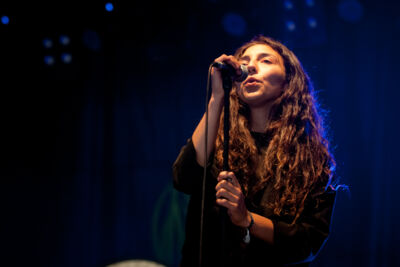 Intergalactic Lovers @ dranouter 2015, picture 5, photographed by Devid Camerlynck - FrontView Magazine