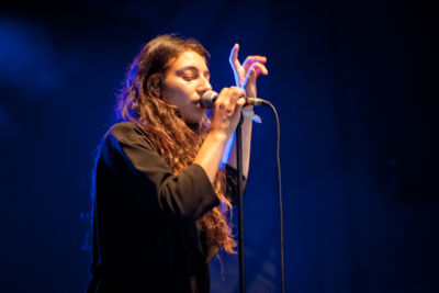Intergalactic Lovers @ dranouter 2015, picture 8, photographed by Devid Camerlynck - FrontView Magazine