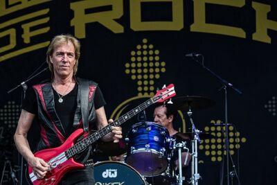 Michael Schenker's Temple of Rock @ Alcatraz Metal Fest 2015, picture 4, photographed by Edwin Houdevelt - FrontView Magazine