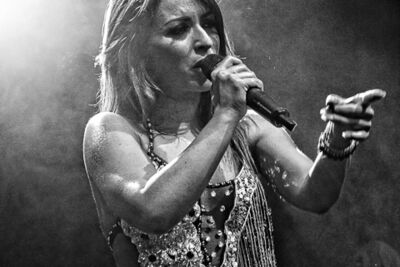 Parkpop - 2 Fabiola @ Parkpop Mechelen, picture 14, photographed by Alex Wyckmans - FrontView Magazine