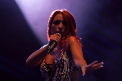 Parkpop - 2 Fabiola @ Parkpop Mechelen, picture 20, photographed by Alex Wyckmans - FrontView Magazine