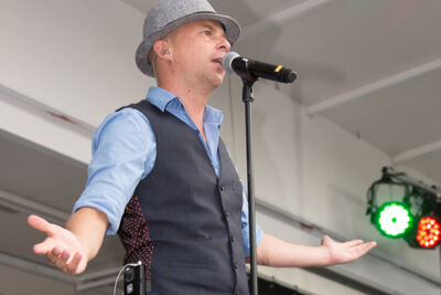 Wim Leys & @ Fundum @ Vlaanderen Zingt 2015 in Blankenberge, picture 13, photographed by Guy Danneels - FrontView Magazine