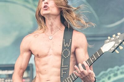 Wolf @ Alcatraz Metal Fest 2015, picture 6, photographed by Edwin Houdevelt - FrontView Magazine