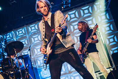 3JS @ Dutch Valley Festival 2015, foto 9, foto's door Elke Briers - FrontView Magazine