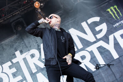 Betraying the Martyrs @ Into The Grave 2015, picture 33, photographed by Dorien Goetschalckx - FrontView Magazine