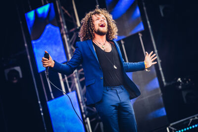 DI-RECT @ Dutch Valley Festival 2015, picture 10, photographed by Elke Briers - FrontView Magazine