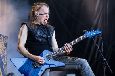 Ensiferum @ Into The Grave 2015, foto 7, foto's door Dorien Goetschalckx - FrontView Magazine