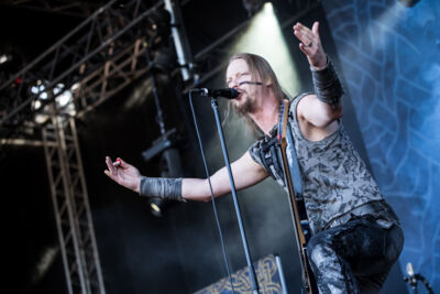 Ensiferum @ Into The Grave 2015, foto 15, foto's door Dorien Goetschalckx - FrontView Magazine
