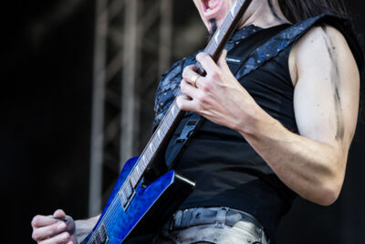 Ensiferum @ Into The Grave 2015, foto 18, foto's door Dorien Goetschalckx - FrontView Magazine
