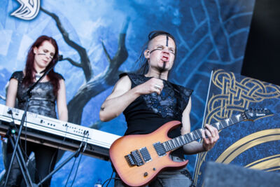 Ensiferum @ Into The Grave 2015, foto 26, foto's door Dorien Goetschalckx - FrontView Magazine